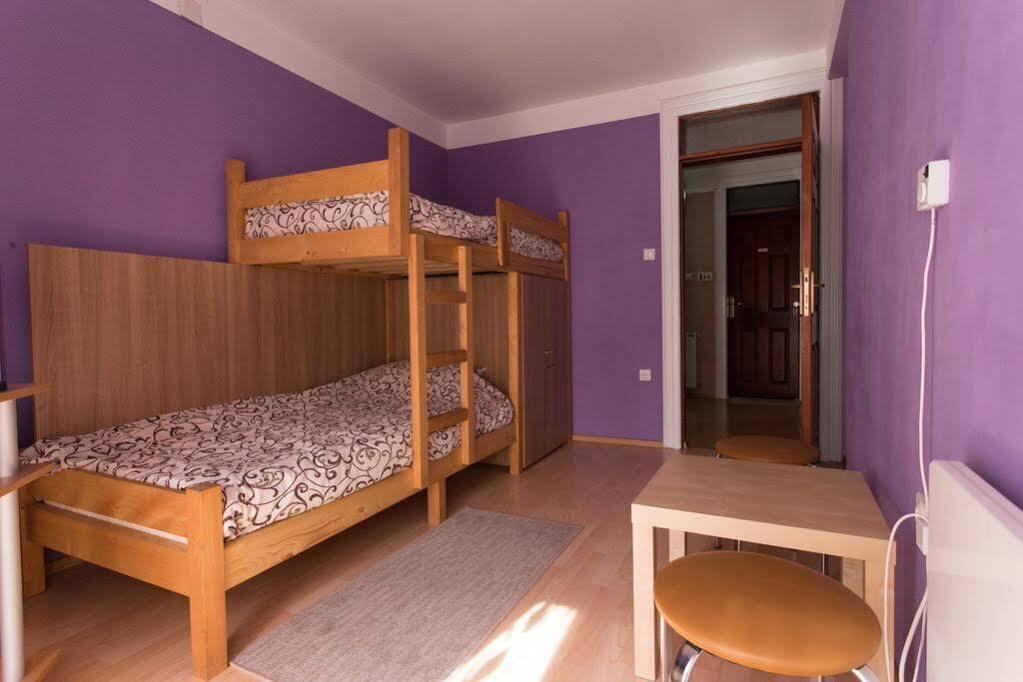 Ni Hostel Day 'N' Night מראה חיצוני תמונה